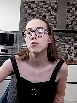 Snapshot of MartiniiSelenna chatting on March 2025 09:55:01 AM MartiniiSelenna online show from March 2025 09:55:01 AM