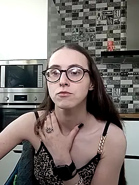 Snapshot of MartiniiSelenna chatting on March 2025 12:58:01 PM MartiniiSelenna online show from March 2025 12:58:01 PM