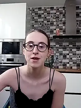 Snapshot of MartiniiSelenna chatting on March 2025 12:45:02 PM MartiniiSelenna online show from March 2025 12:45:02 PM