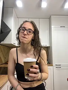 Snapshot of MartiniiSelenna chatting on September 2025 05:51:01 AM MartiniiSelenna online show from September 2025 05:51:01 AM