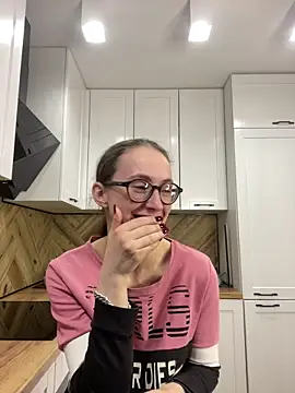 Snapshot of MartiniiSelenna chatting on September 2025 05:52:02 AM MartiniiSelenna online show from September 2025 05:52:02 AM