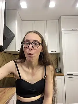 Snapshot of MartiniiSelenna chatting on September 2025 05:53:02 AM MartiniiSelenna online show from September 2025 05:53:02 AM