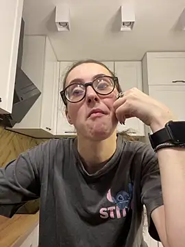 Snapshot of MartiniiSelenna chatting on September 2025 05:54:01 AM MartiniiSelenna online show from September 2025 05:54:01 AM