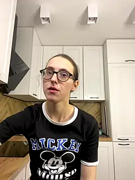 Snapshot of MartiniiSelenna chatting on September 2025 05:55:02 AM MartiniiSelenna online show from September 2025 05:55:02 AM