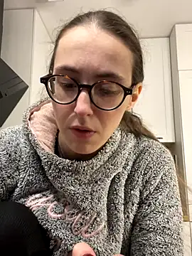 Snapshot of MartiniiSelenna chatting on October 2025 05:37:01 AM MartiniiSelenna online show from October 2025 05:37:01 AM