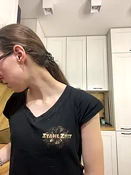 Snapshot of MartiniiSelenna chatting on October 2025 05:51:02 AM MartiniiSelenna online show from October 2025 05:51:02 AM