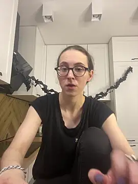 Snapshot of MartiniiSelenna chatting on October 2025 06:47:01 AM MartiniiSelenna online show from October 2025 06:47:01 AM