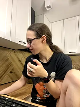 Snapshot of MartiniiSelenna chatting on November 2025 06:35:02 AM MartiniiSelenna online show from November 2025 06:35:02 AM