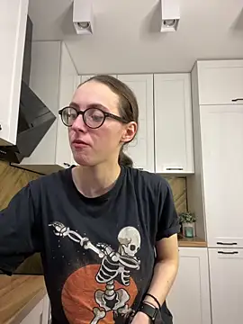 Snapshot of MartiniiSelenna chatting on November 2025 06:41:02 AM MartiniiSelenna online show from November 2025 06:41:02 AM