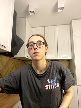 Snapshot of MartiniiSelenna chatting on December 2025 06:40:02 AM MartiniiSelenna online show from December 2025 06:40:02 AM