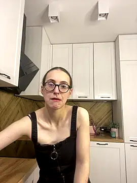 Snapshot of MartiniiSelenna chatting on December 2025 06:52:02 AM MartiniiSelenna online show from December 2025 06:52:02 AM