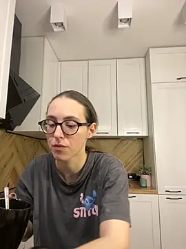 Snapshot of MartiniiSelenna chatting on December 2025 06:12:02 AM MartiniiSelenna online show from December 2025 06:12:02 AM