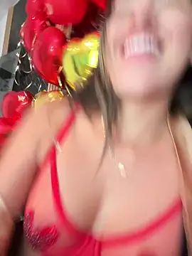 Snapshot of Rose-euphoria chatting on February 2025 04:23:02 PM Rose-euphoria online show from February 2025 04:23:02 PM