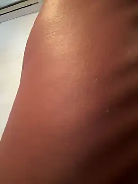 Snapshot of Rose-euphoria chatting on October 2025 01:34:01 PM Rose-euphoria online show from October 2025 01:34:01 PM