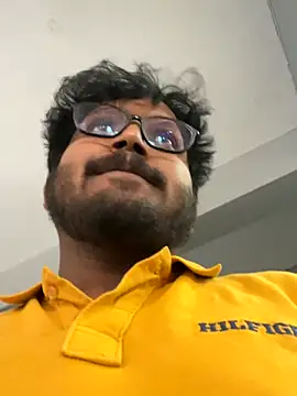 Snapshot of Yours_Teluguboii chatting on October 2025 08:24:02 AM Yours Teluguboii online show from October 2025 08:24:02 AM