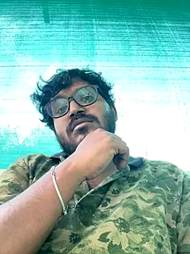 Snapshot of Yours_Teluguboii chatting on October 2025 11:33:02 AM Yours Teluguboii online show from October 2025 11:33:02 AM