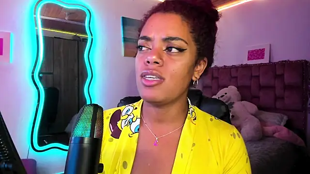 ladyrd1 online show from January 2025 01:12:01 PM