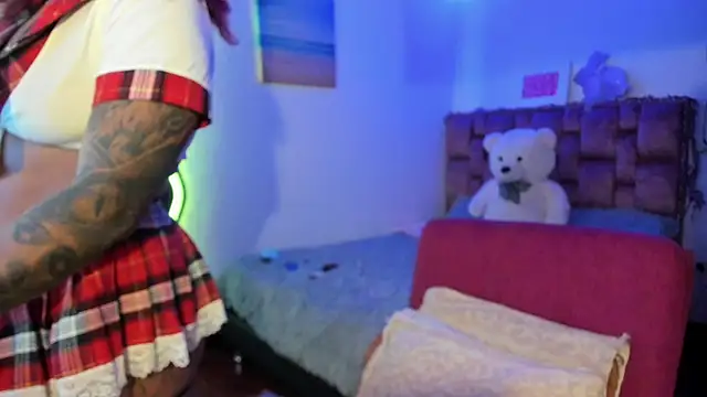 ladyrd1 online show from February 2025 04:12:01 AM