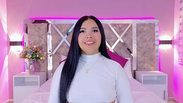 Snapshot of MarianaGarciaa__ chatting on April 2026 07:07:01 PM MarianaGarciaa online show from April 2026 07:07:01 PM