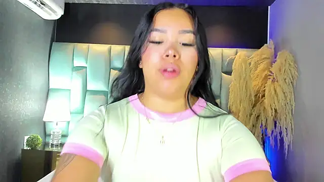 Snapshot of MarianaGarciaa__ chatting on April 2026 07:29:02 PM MarianaGarciaa online show from April 2026 07:29:02 PM