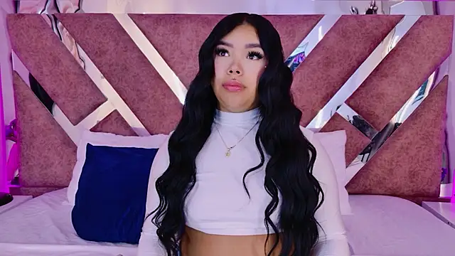 Snapshot of MarianaGarciaa__ chatting on April 2026 07:04:02 PM MarianaGarciaa online show from April 2026 07:04:02 PM