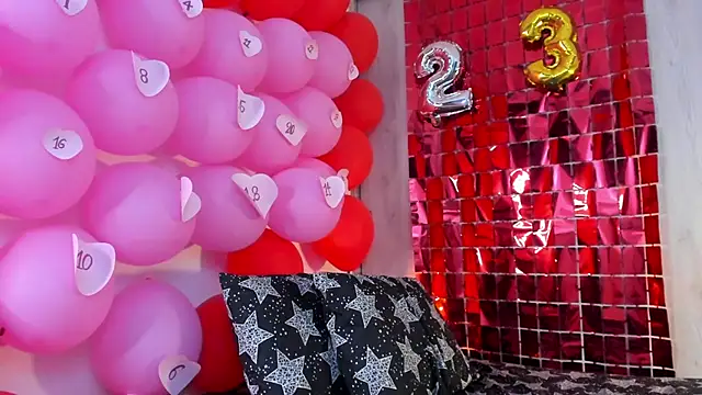 Snapshot of lovely_kitt chatting on February 2025 11:09:02 PM lovely kitt online show from February 2025 11:09:02 PM