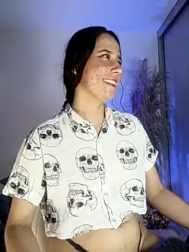 Snapshot of lovely_kitt chatting on November 2025 01:27:01 AM lovely kitt online show from November 2025 01:27:01 AM