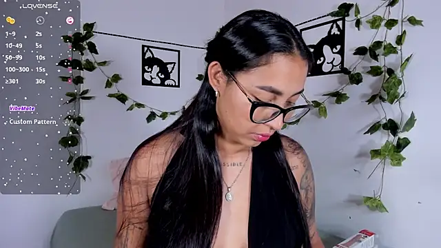 melanieecox online show from September 2025 09:51:01 PM