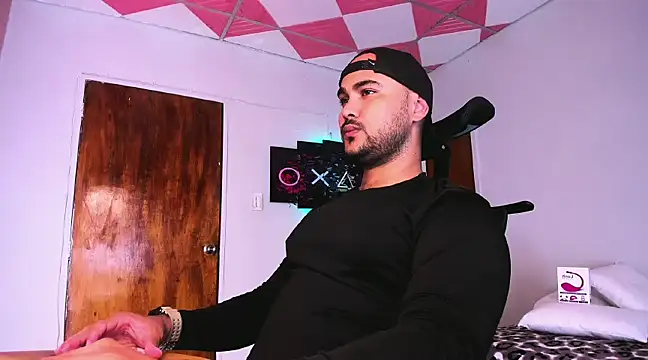 Sebas-hott online show from December 2024 02:59:02 AM