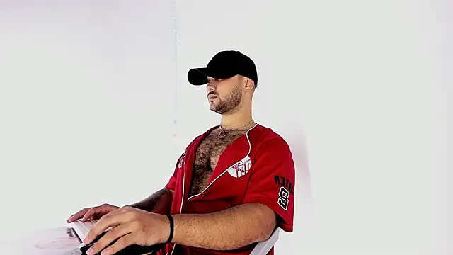 Sebas-hott online show from September 2025 10:10:02 PM