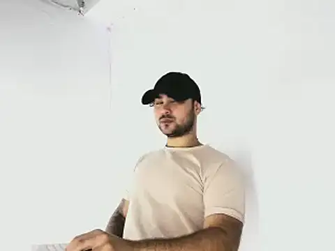 Sebas-hott online show from October 2025 10:19:01 PM