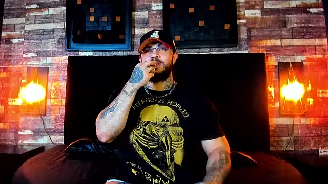 Van Velckan online show from February 2025 04:24:02 AM