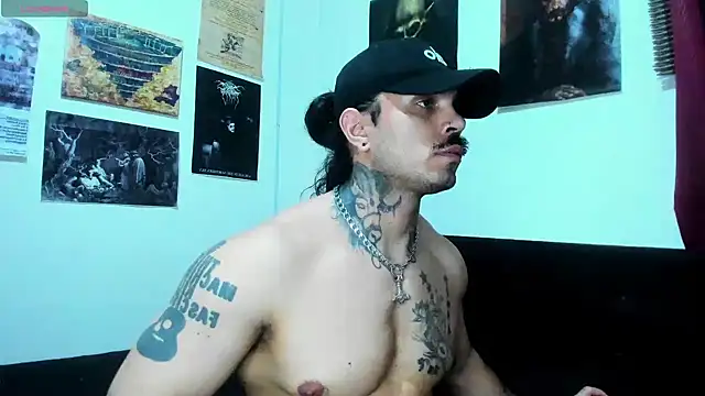Snapshot of Van_Velckan chatting on May 2026 12:26:02 AM Van Velckan online show from May 2026 12:26:02 AM