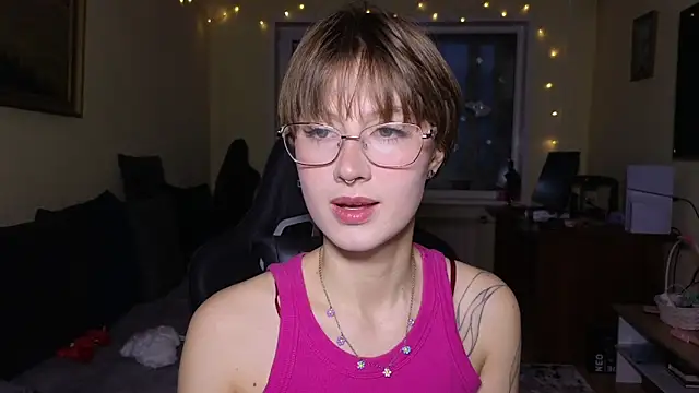 Snapshot of MalvinaBlum chatting on January 2026 02:06:02 AM MalvinaBlum online show from January 2026 02:06:02 AM