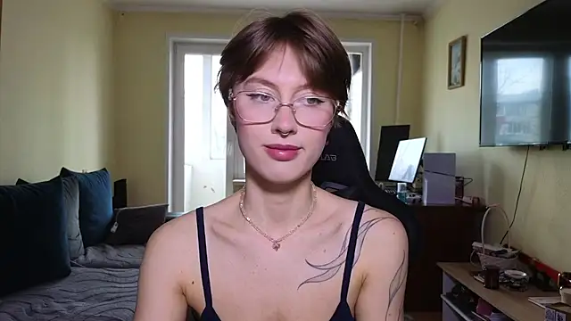 MalvinaBlum online show from April 2026 05:08:01 AM