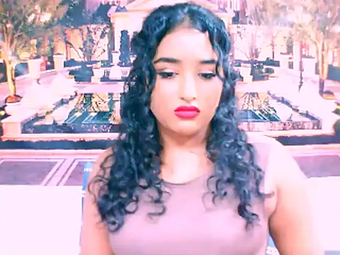 Snapshot of IndianAngel4u chatting on February 2025 07:07:01 PM IndianAngel4u online show from February 2025 07:07:01 PM