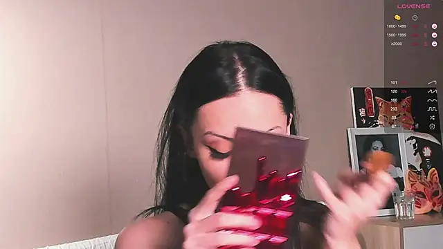 Snapshot of mistresslecter chatting on December 2024 10:33:02 PM mistresslecter online show from December 2024 10:33:02 PM
