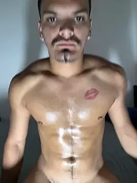 HotBeastBoy online show from December 2024 01:29:01 AM