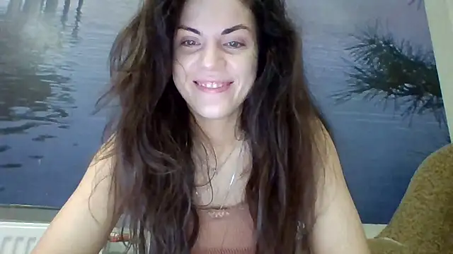 Snapshot of AliceTailor chatting on November 2025 03:56:02 PM AliceTailor online show from November 2025 03:56:02 PM