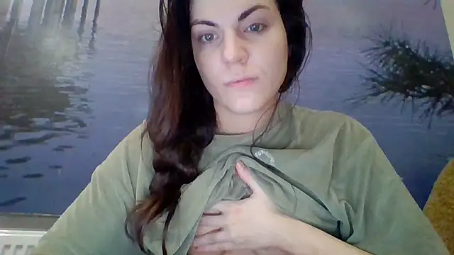 Snapshot of AliceTailor chatting on November 2025 03:45:02 PM AliceTailor online show from November 2025 03:45:02 PM