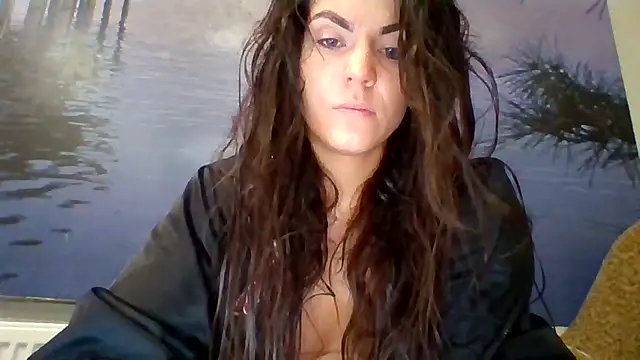 Snapshot of AliceTailor chatting on March 2026 05:19:01 PM AliceTailor online show from March 2026 05:19:01 PM
