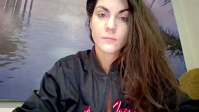 Snapshot of AliceTailor chatting on April 2026 03:09:02 PM AliceTailor online show from April 2026 03:09:02 PM