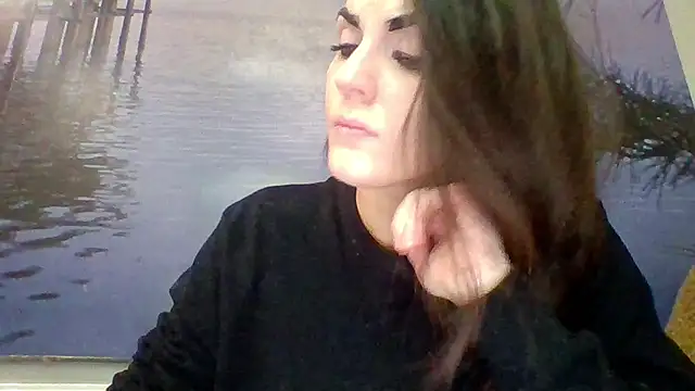 Snapshot of AliceTailor chatting on April 2026 10:10:01 PM AliceTailor online show from April 2026 10:10:01 PM