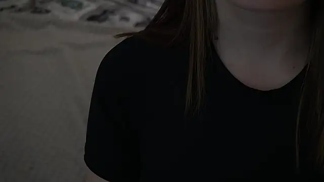 IceDanielles online show from September 2025 01:44:02 PM