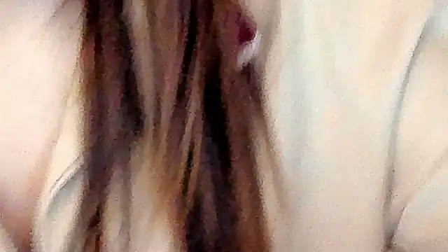 IceDanielles online show from December 2025 01:42:01 PM