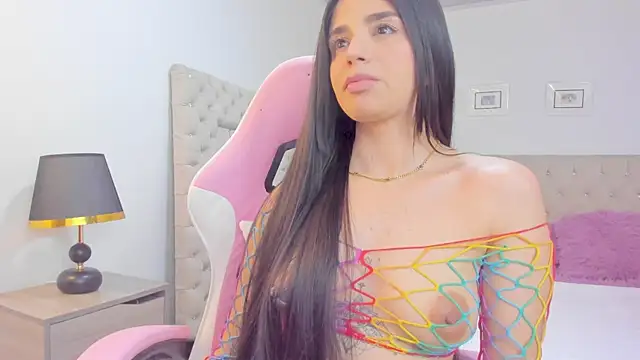 Snapshot of carlaperez_ chatting on October 2025 10:43:02 PM carlaperez online show from October 2025 10:43:02 PM