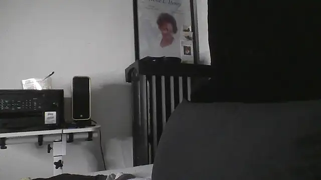 Snapshot of Enos3 chatting on January 2026 02:03:01 AM Enos3 online show from January 2026 02:03:01 AM