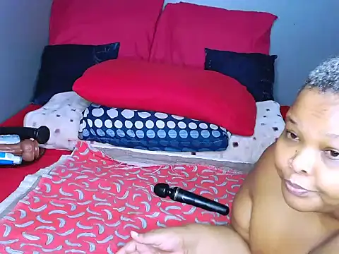 fatafricanqueen online show from April 2026 07:27:01 PM