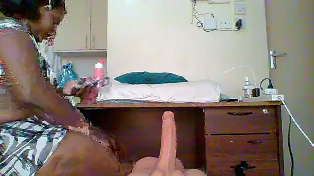 Snapshot of Cookie__dough chatting on March 2026 06:13:02 AM Cookie dough online show from March 2026 06:13:02 AM