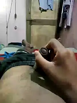 Snapshot of PlayBoy0299 chatting on December 2024 11:40:01 AM PlayBoy0299 online show from December 2024 11:40:01 AM